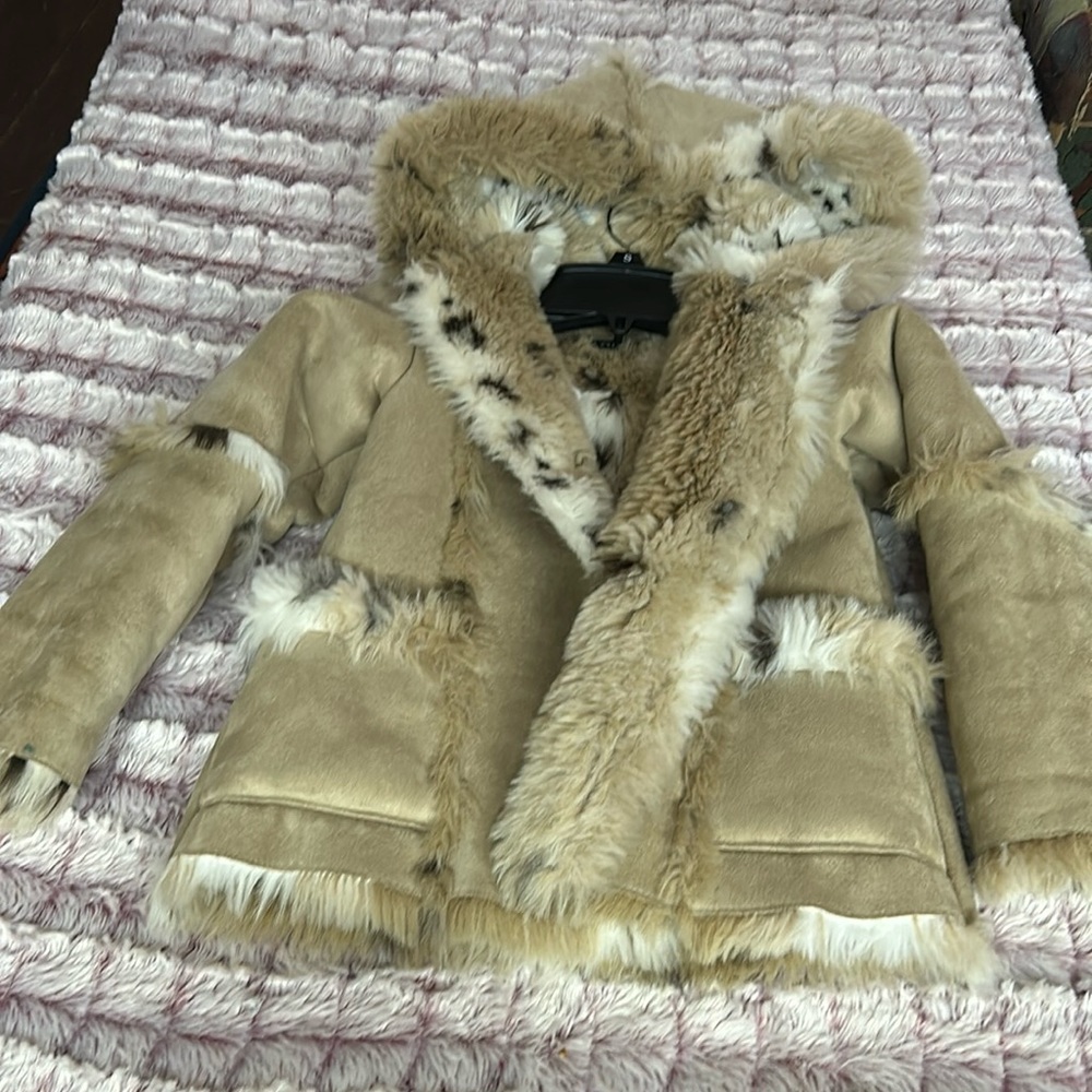 Madison Faux Fur Warm Jacket size 4T